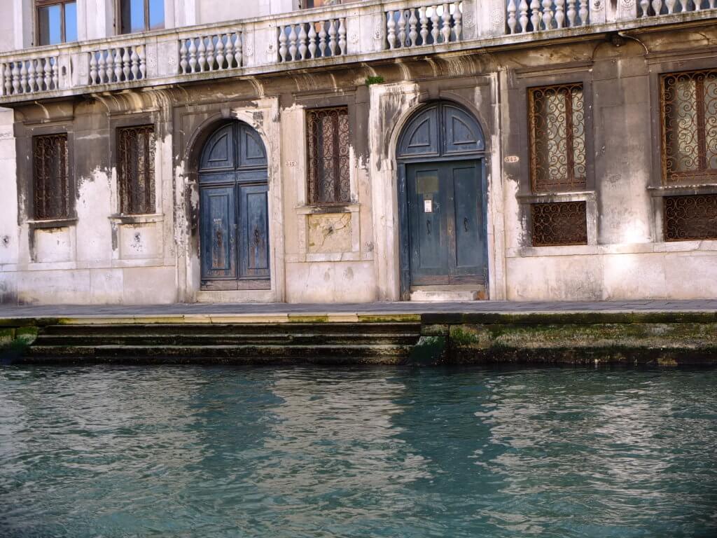 cannaregio façade portes