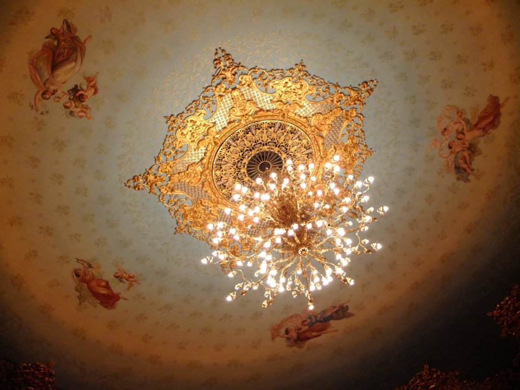la fenice chandelier venise