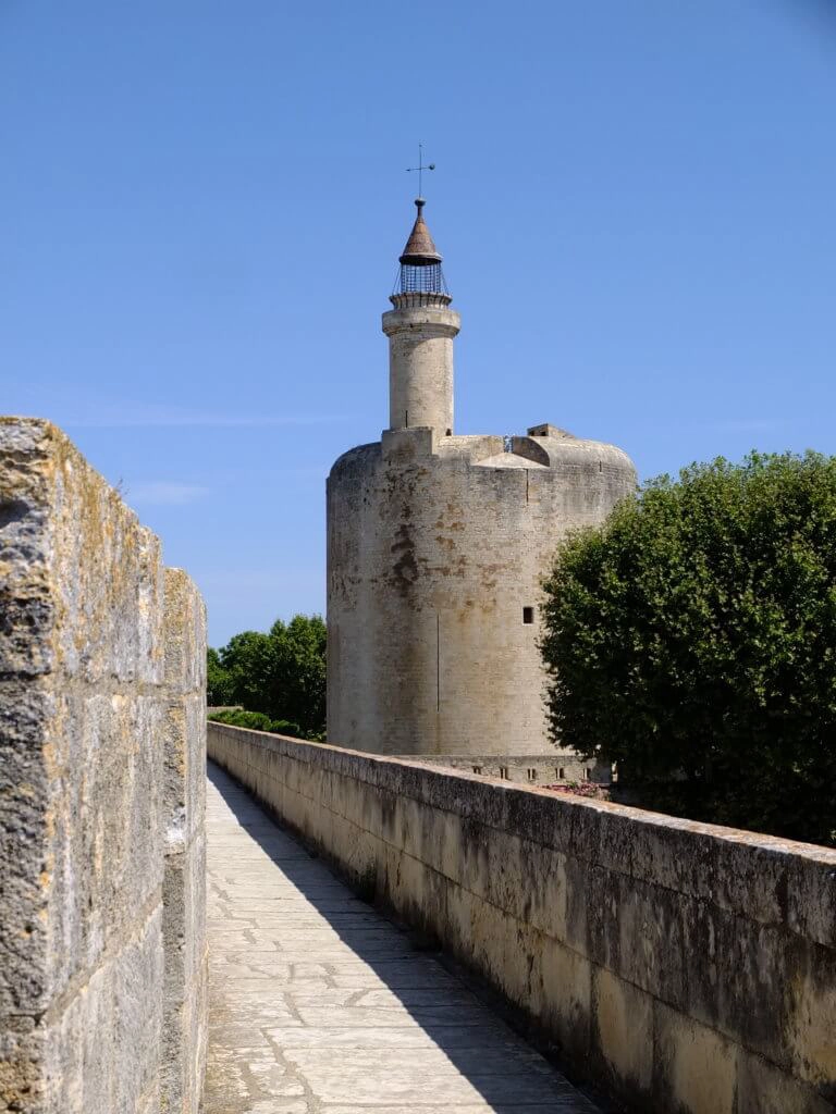 tour constance aigues mortes