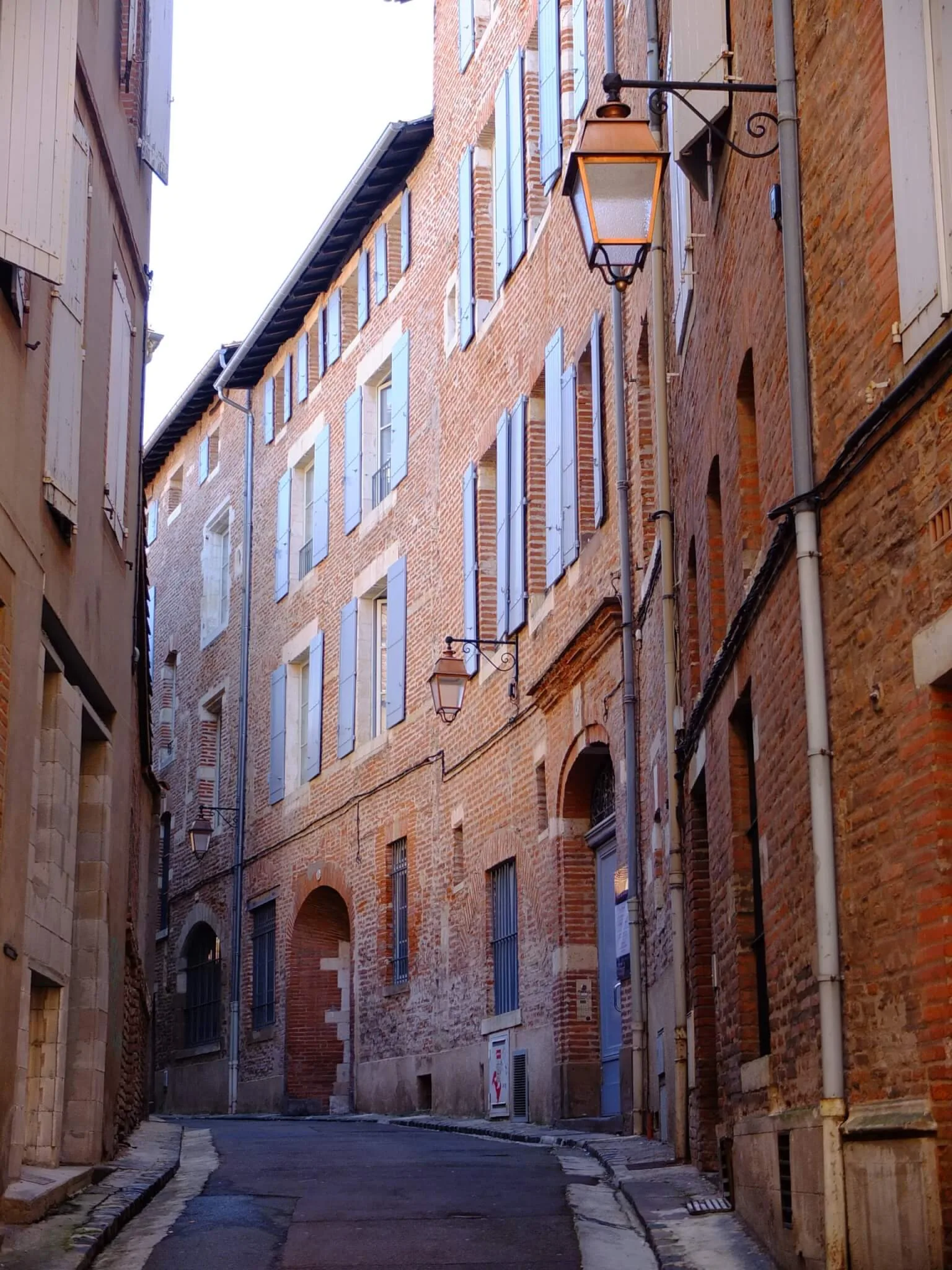 rues briques albi visiter le tarn