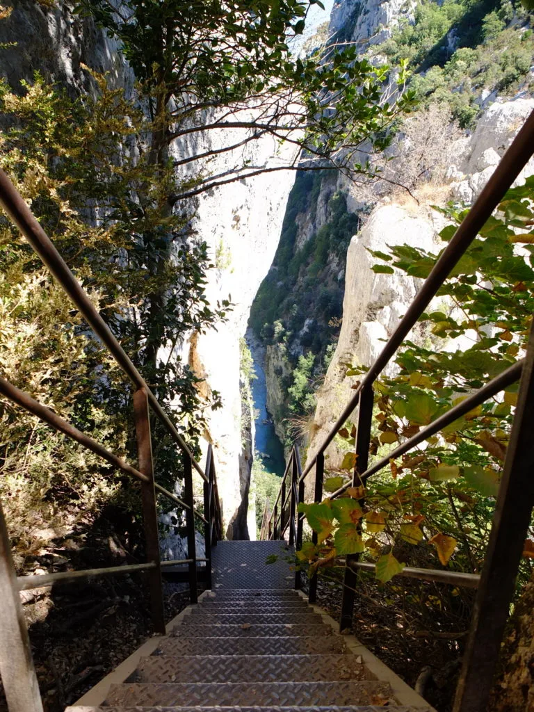 escalier vertigineux sentier blanc martel