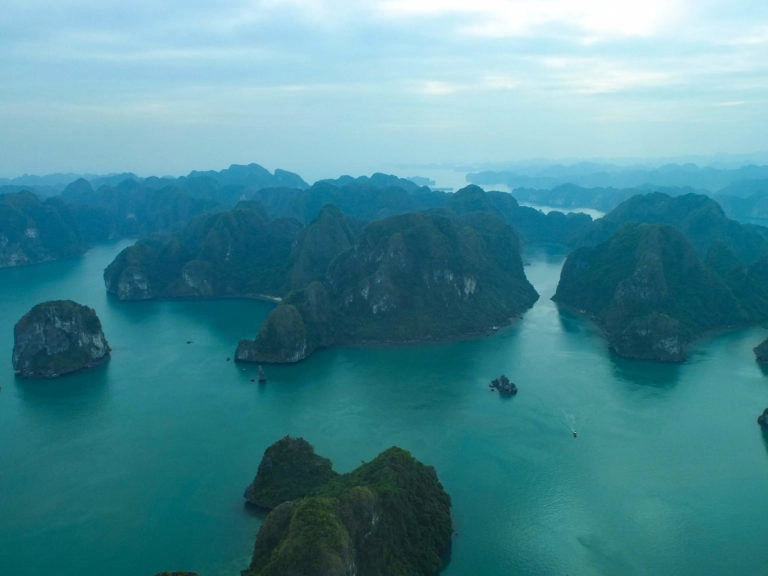 hydravion baie d'halong