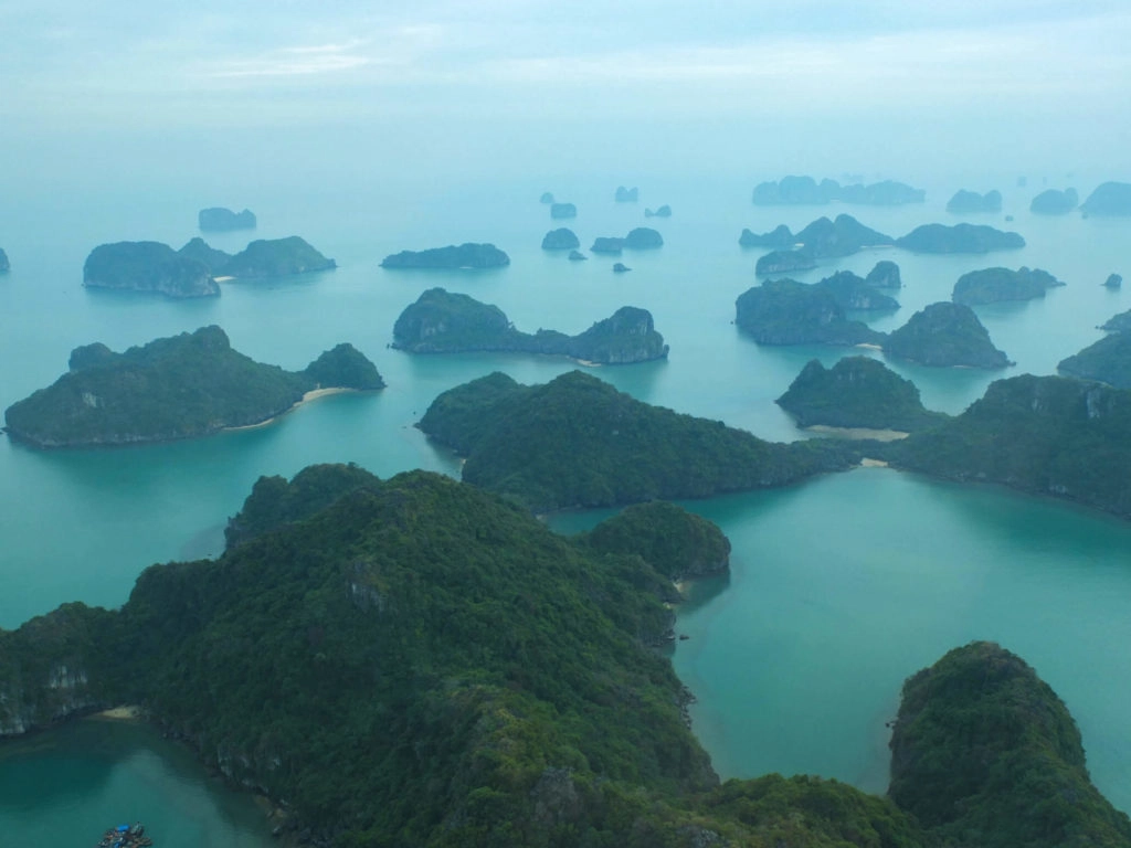 hydravion baie d'halong
