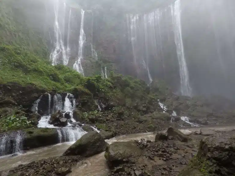 tumpak sewu cascades