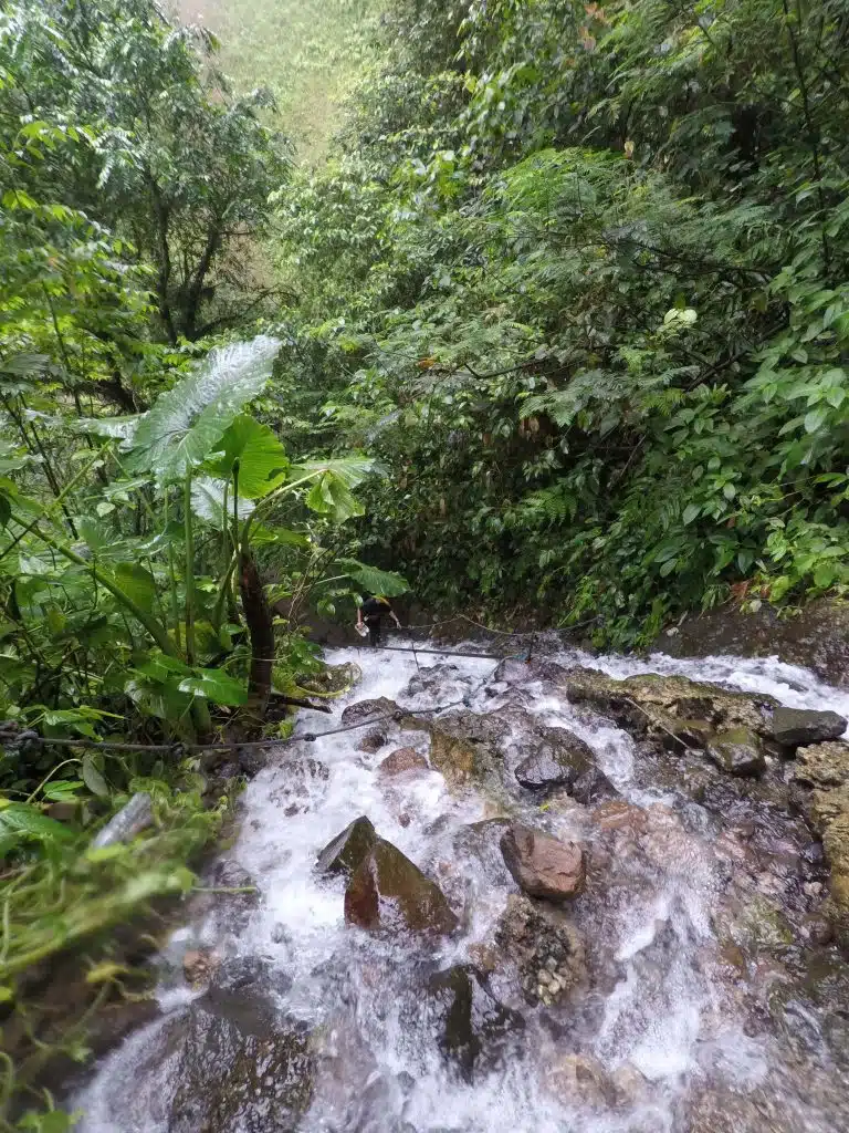 tumpak sewu sentier