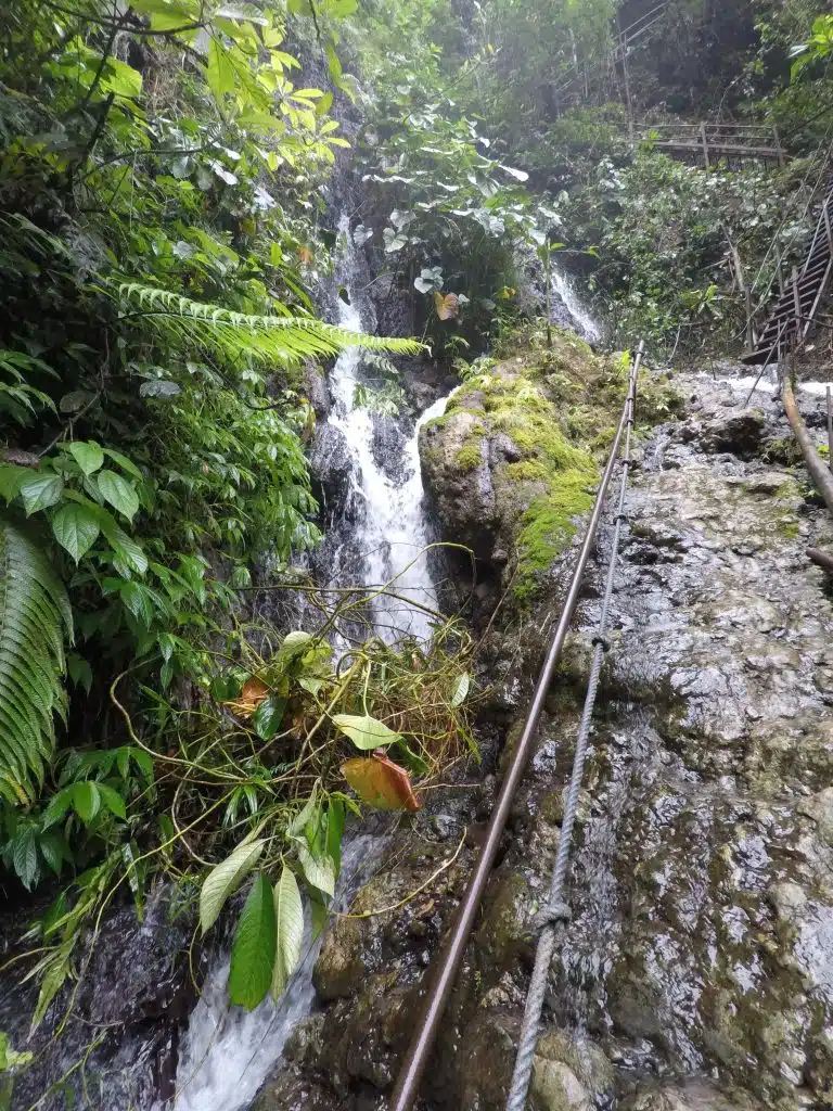 tumpak sewu sentier