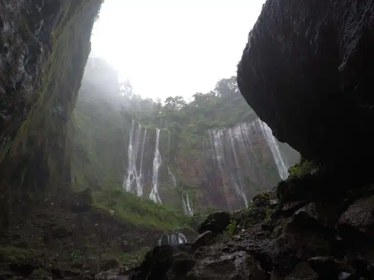 sentier tumpack sewu cascades