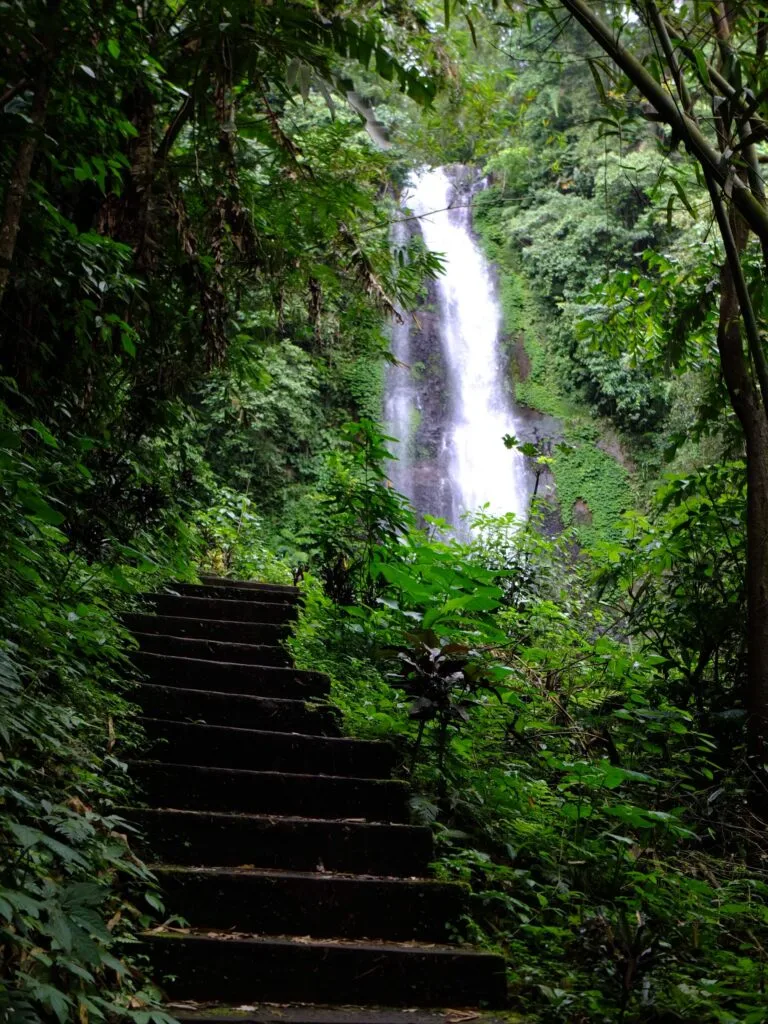 melanting waterfall munduk