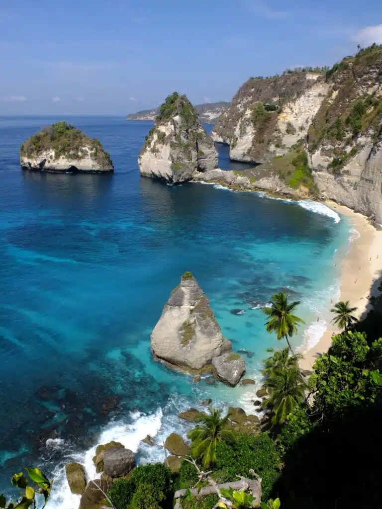 diamond beach nusa penida