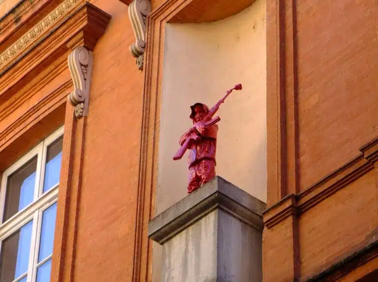 james colomina statue toulouse