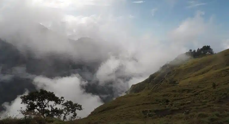 rinjani sommet brume