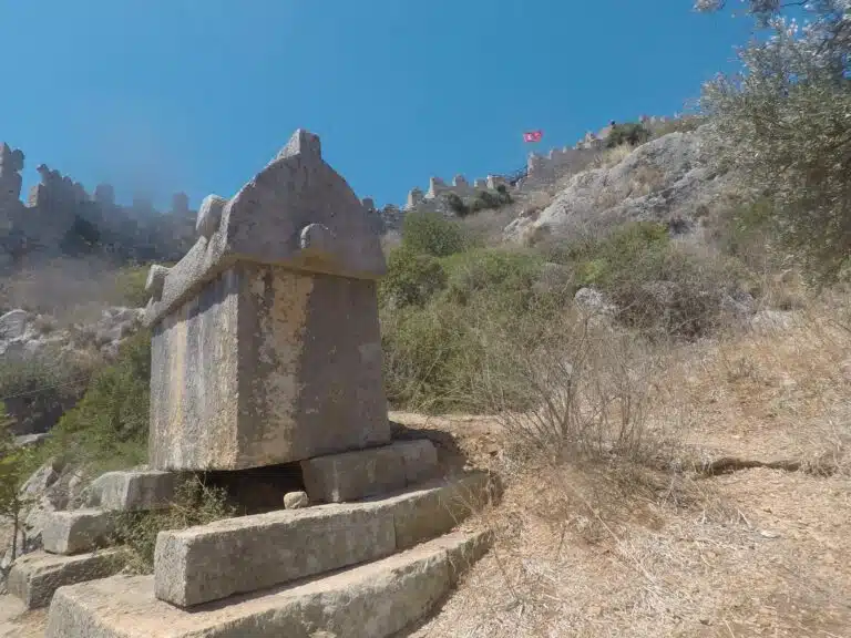 tombeau des lyciens kekova simona