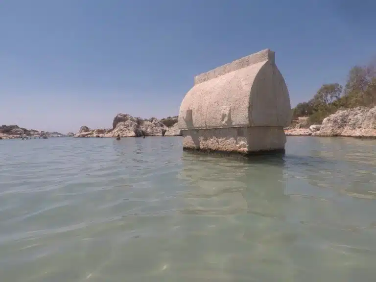 tombeau des lyciens kekova simona